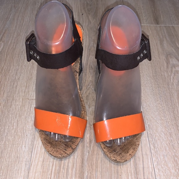 Bcbgeneration Brandee brown orange wedges - Picture 4 of 8